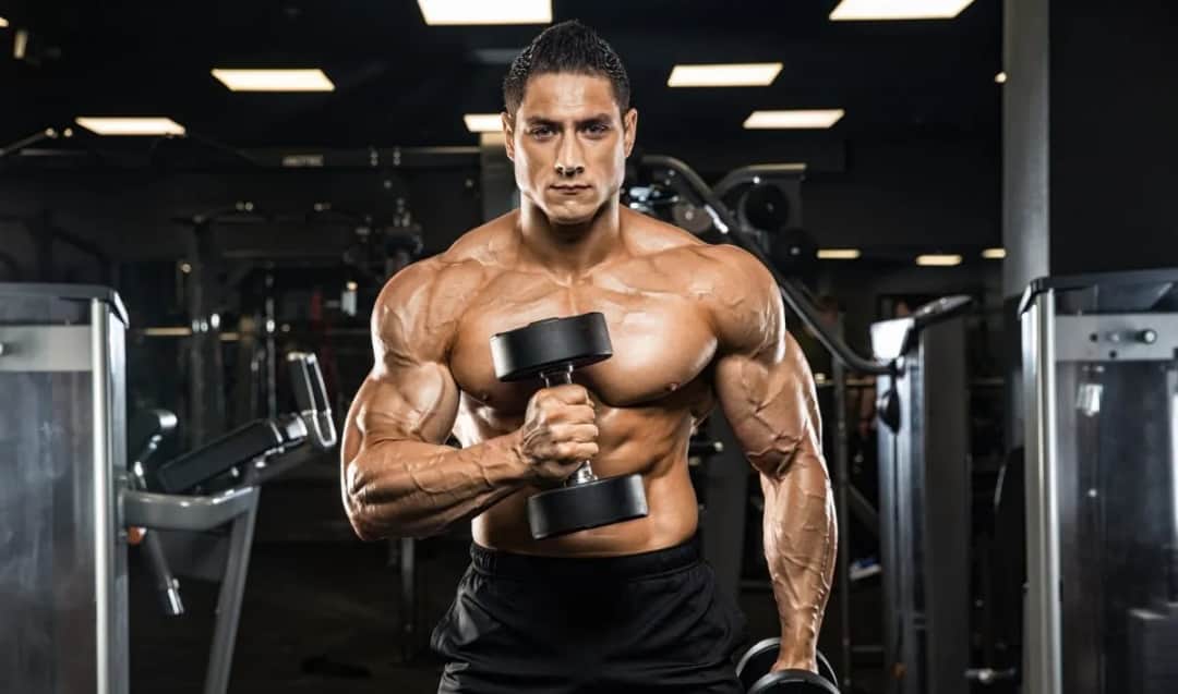 Ile ćwiczeń na jednym treningu, aby uniknąć przetrenowania?