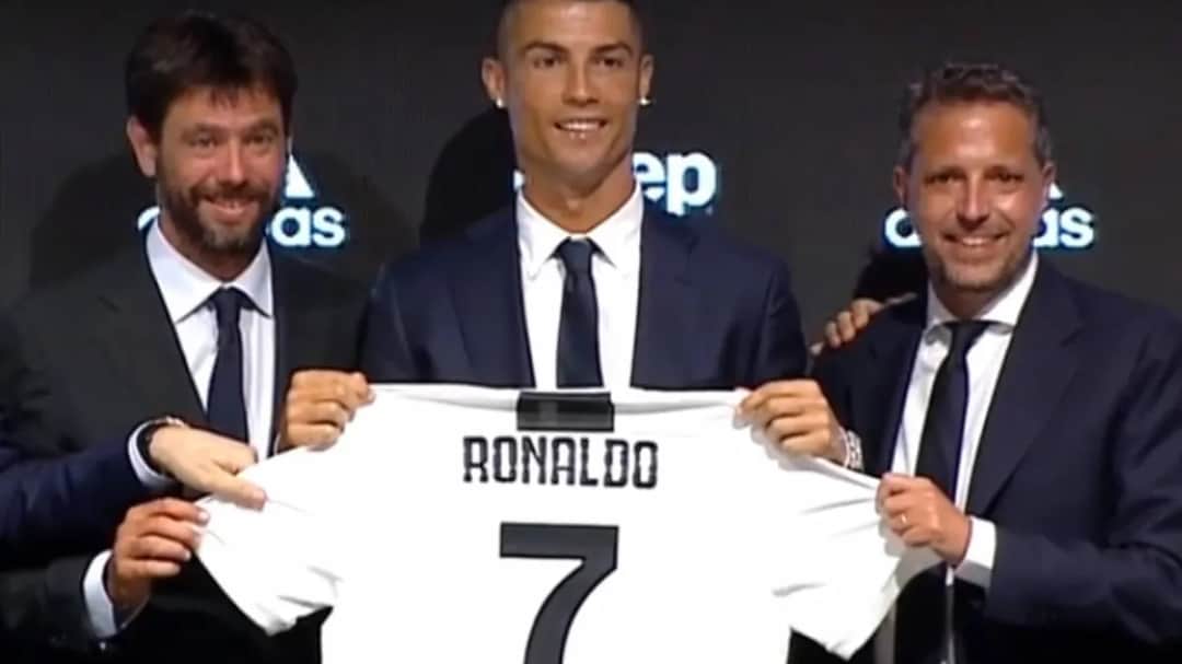 Ronaldo zarobki na minutę: Ile naprawdę zarabia najlepszy piłkarz?