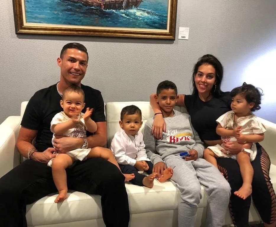 Czy Ronaldo ma dzieci? Oto zaskakujące fakty o jego rodzinie