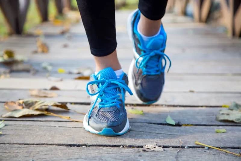 Jakie buty do biegania wybrać, aby uniknąć kontuzji i bólu?