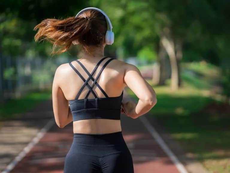 Ile biegać żeby schudnąć 5 kg? Sprawdź skuteczne strategie treningowe