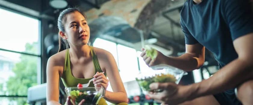 Jaki posiłek po treningu? Odkryj najlepsze opcje na regenerację