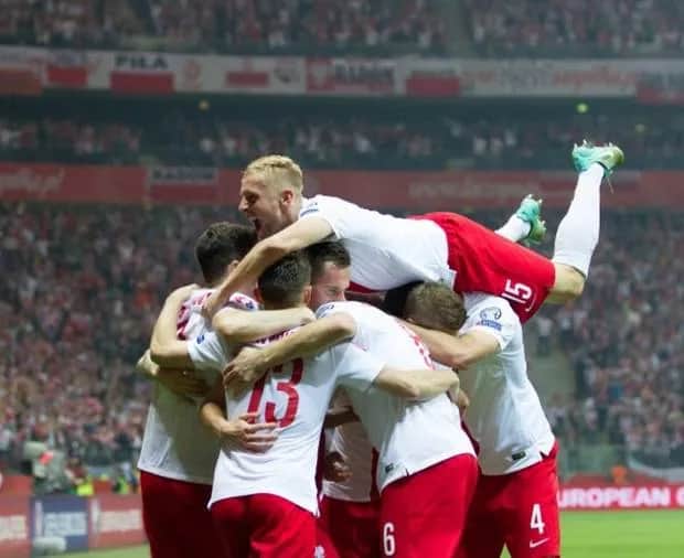 Jakie są dzisiaj mecze piłki nożnej - sprawdź, co musisz wiedzieć